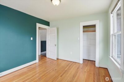 308 NE 50th Street , Seattle, WA 98105 - Photo 11