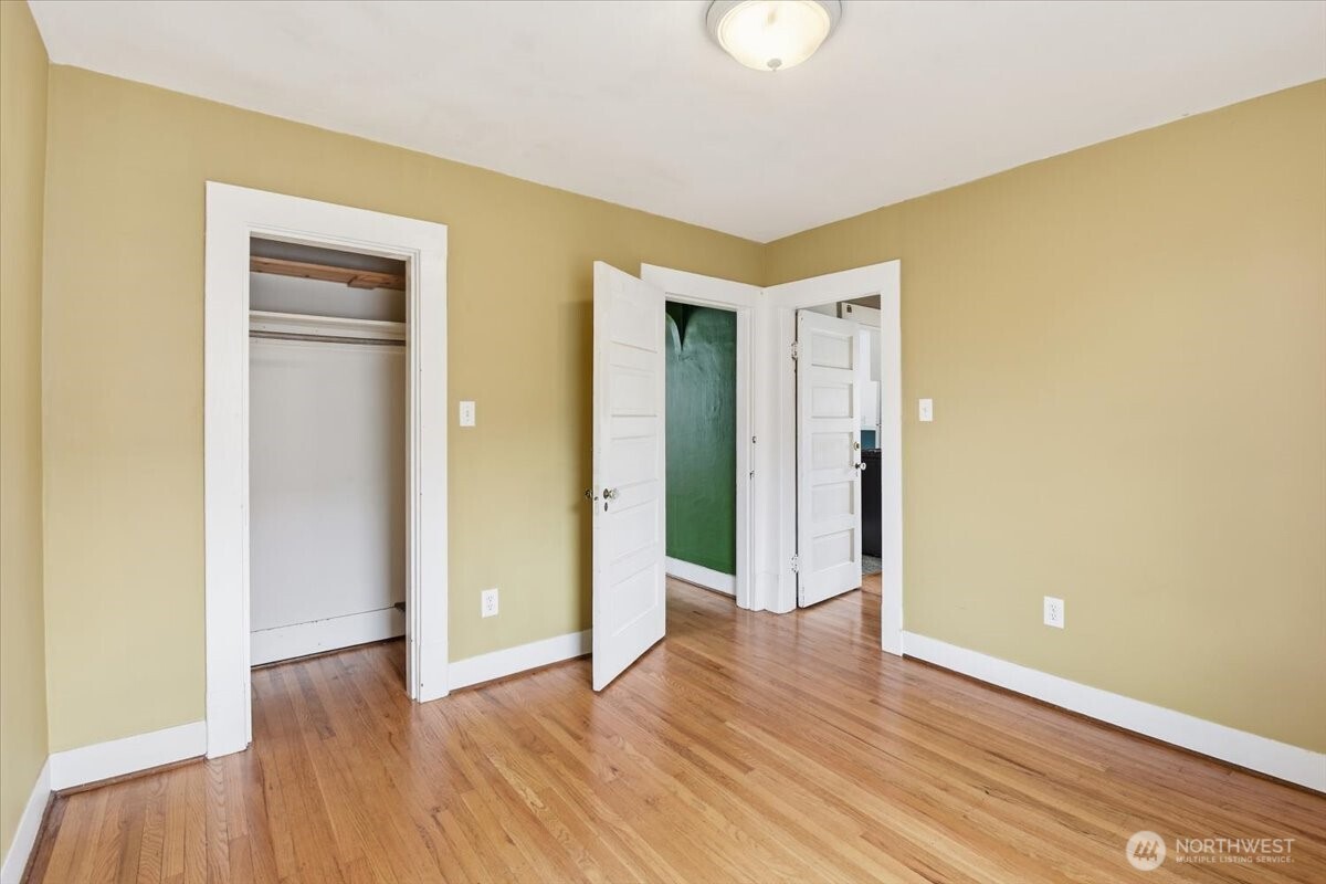 308 NE 50th Street , Seattle, WA 98105