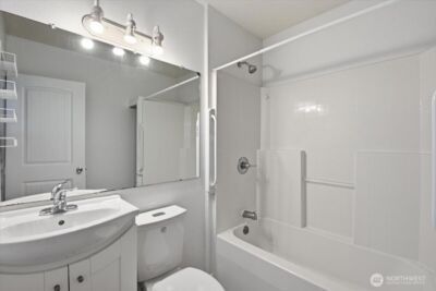 308 NE 50th Street , Seattle, WA 98105 - Photo 23