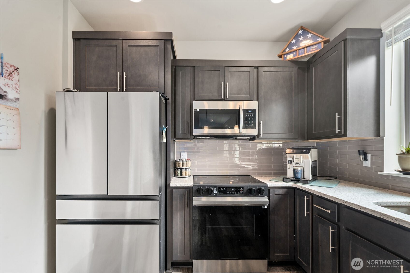 65 Basil Avenue , Shelton, WA 98584