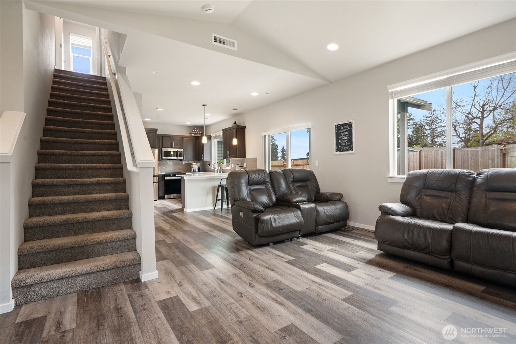 65 Basil Avenue , Shelton, WA 98584