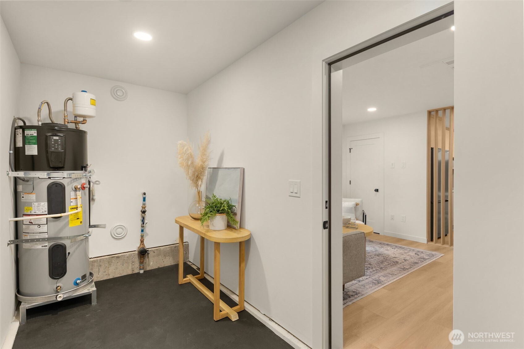 14035 Densmore Avenue N, Seattle, WA 98133