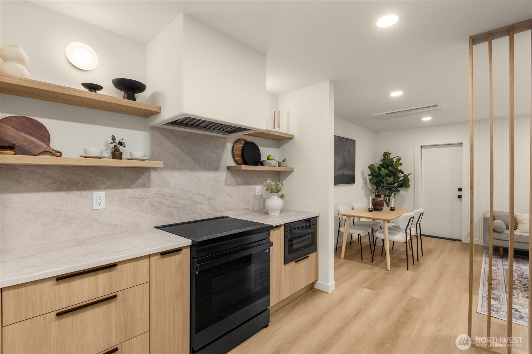 14035 Densmore Avenue N, Seattle, WA 98133