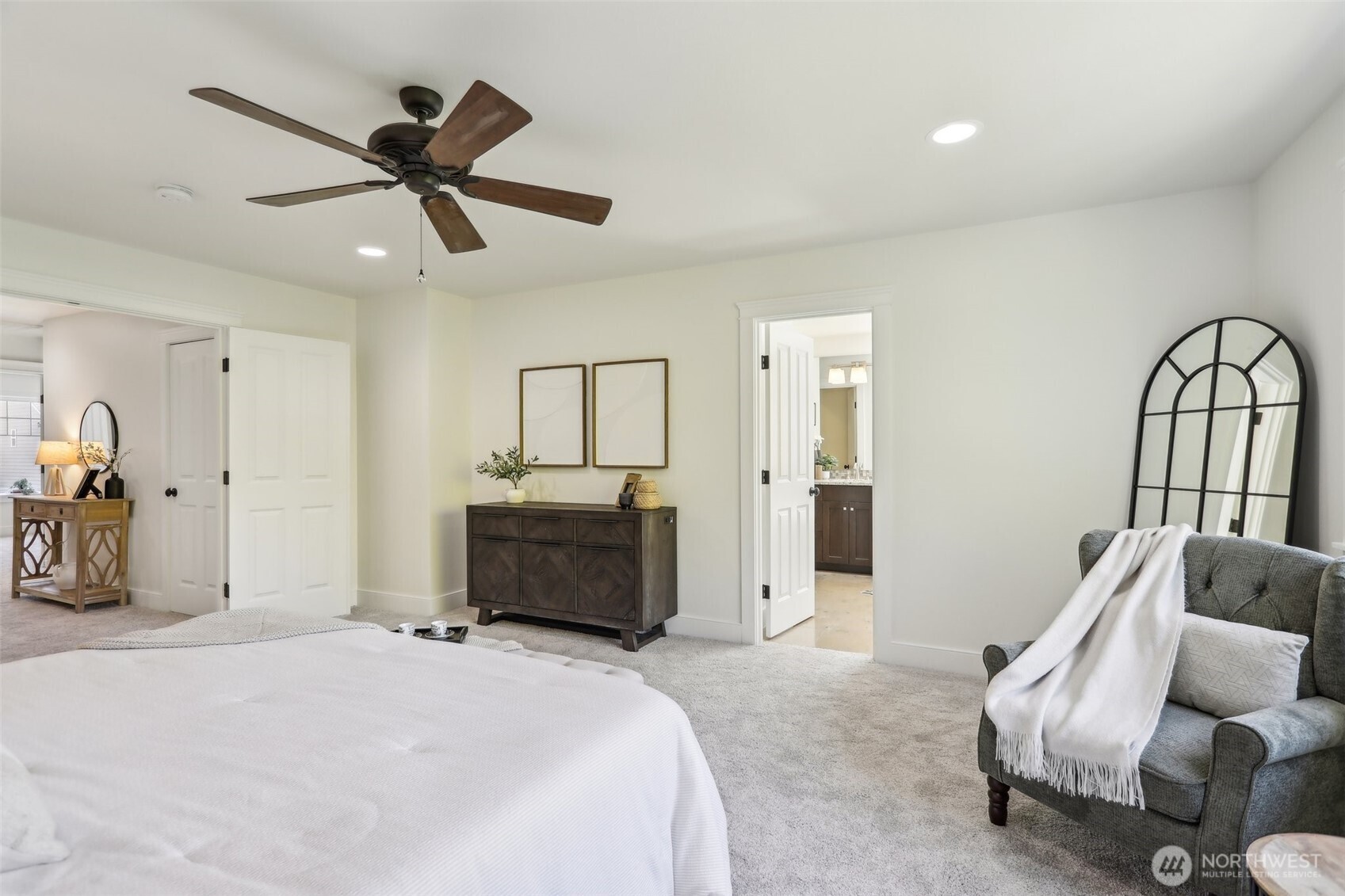 5015 240th Place SE, Issaquah, WA 98029