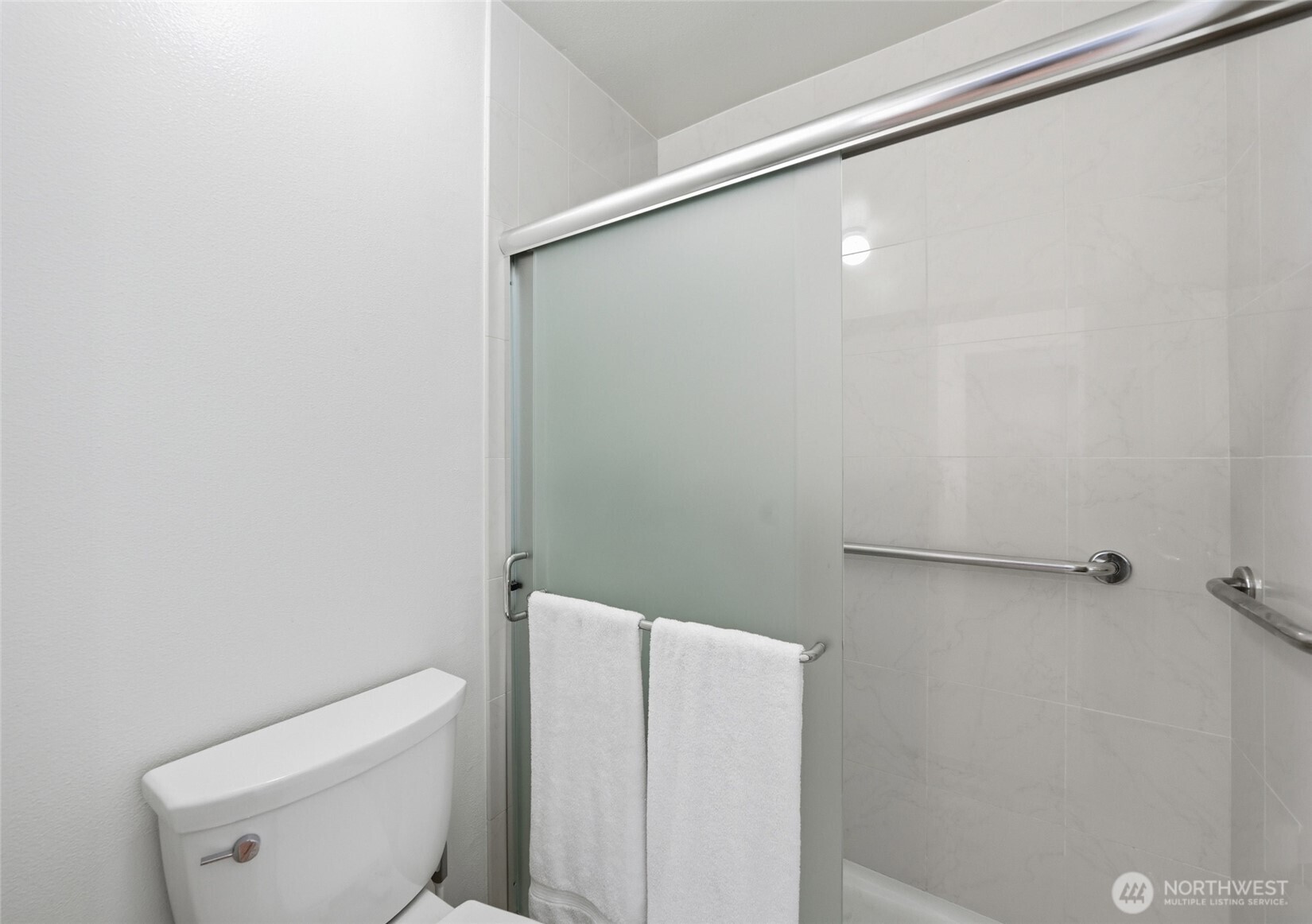 2565 Dexter Avenue N #103, Seattle, WA 98109