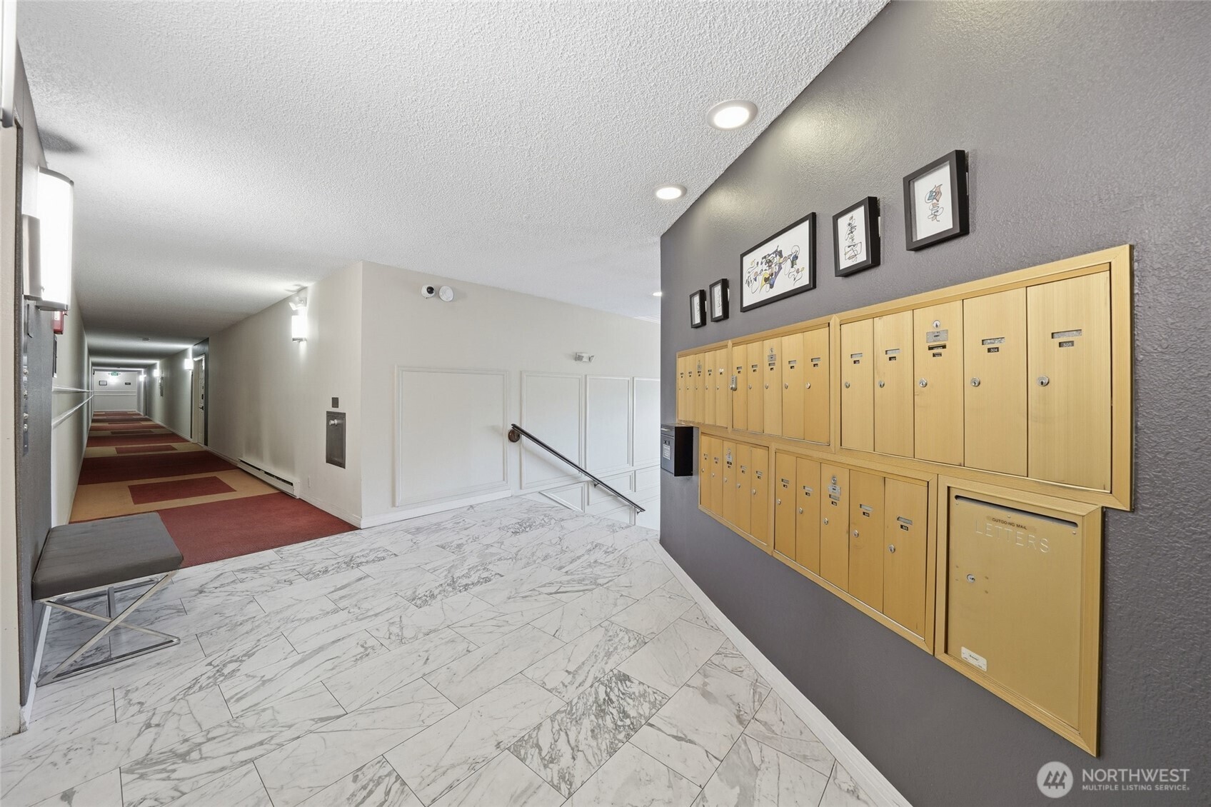 2565 Dexter Avenue N #103, Seattle, WA 98109