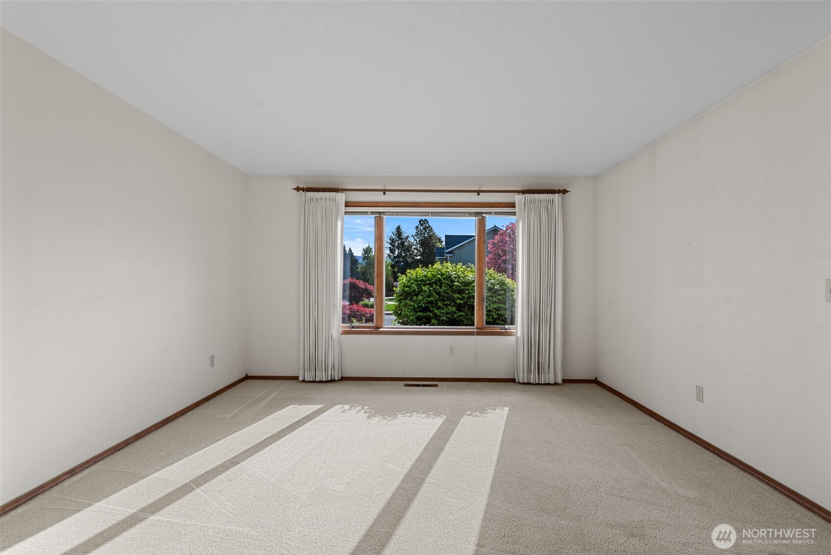 6 Sunburst Street , Wenatchee, WA 98801