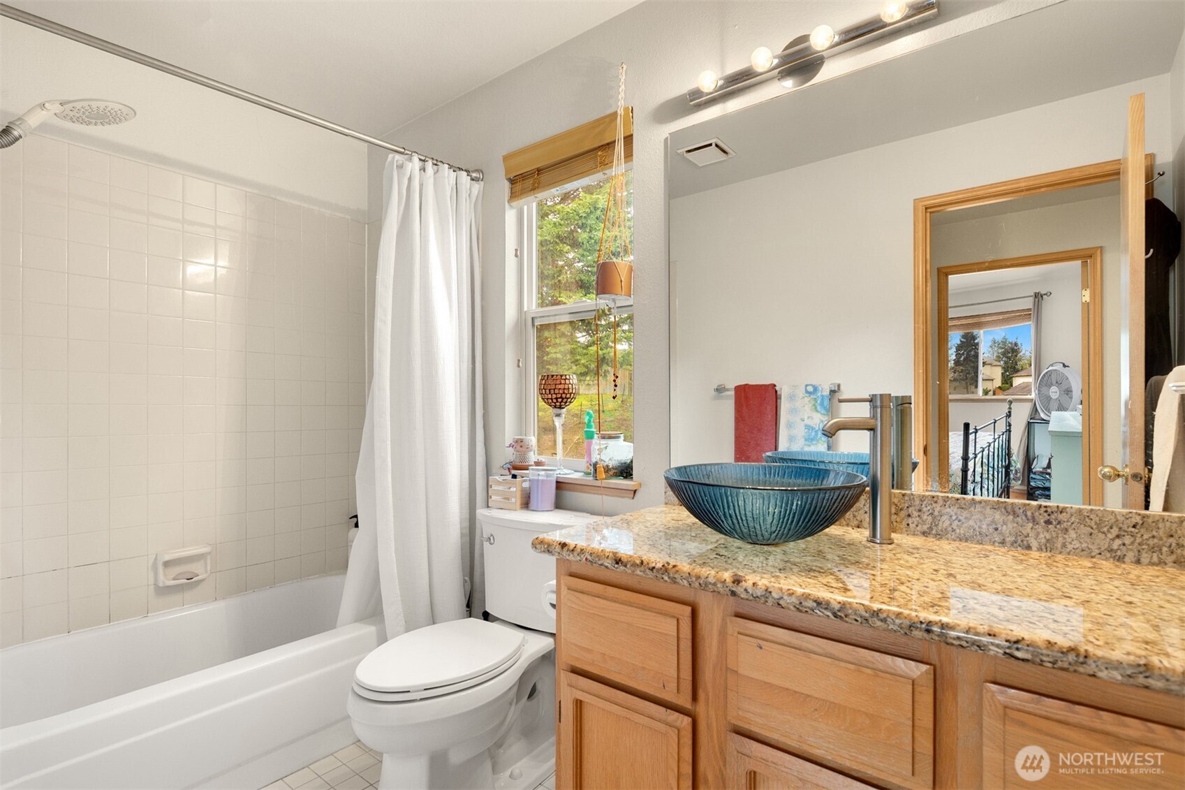 836 SW 345th Street , Federal Way, WA 98023