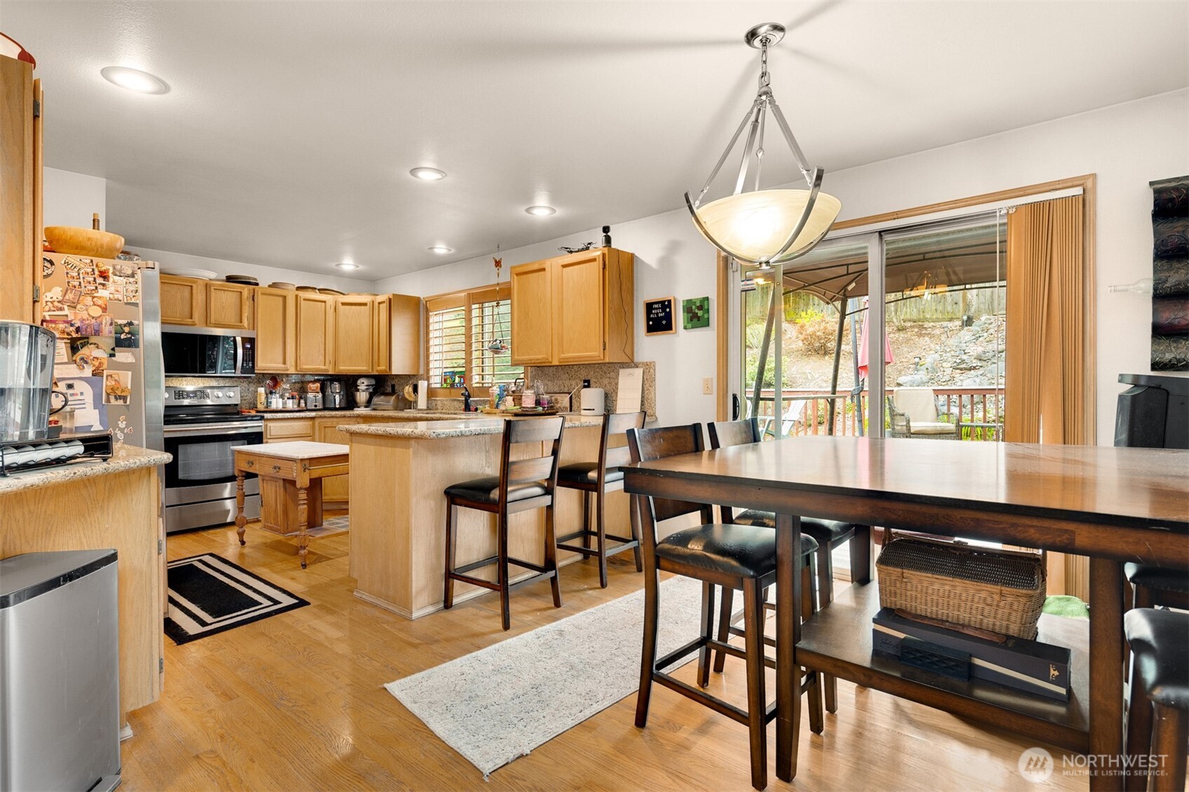 836 SW 345th Street , Federal Way, WA 98023