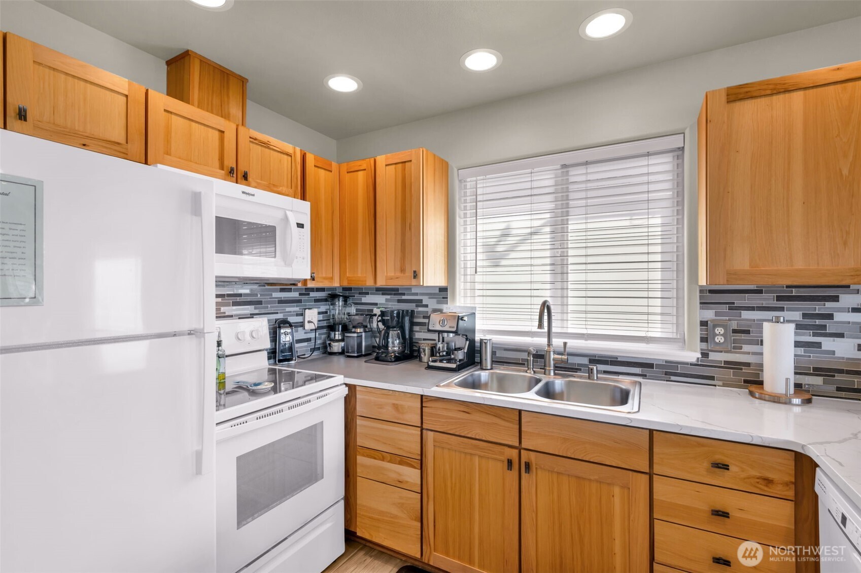 9 Darien Lane , Pacific Beach, WA 98571-5012