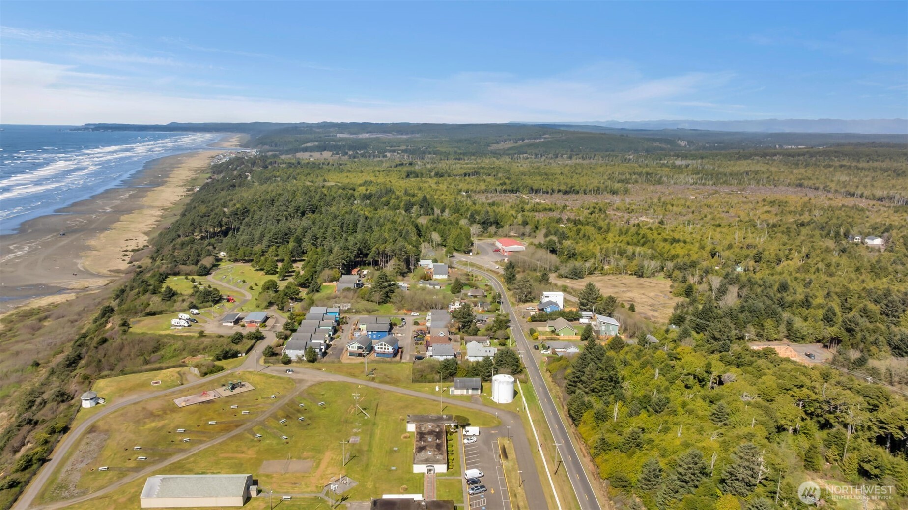 9 Darien Lane , Pacific Beach, WA 98571-5012