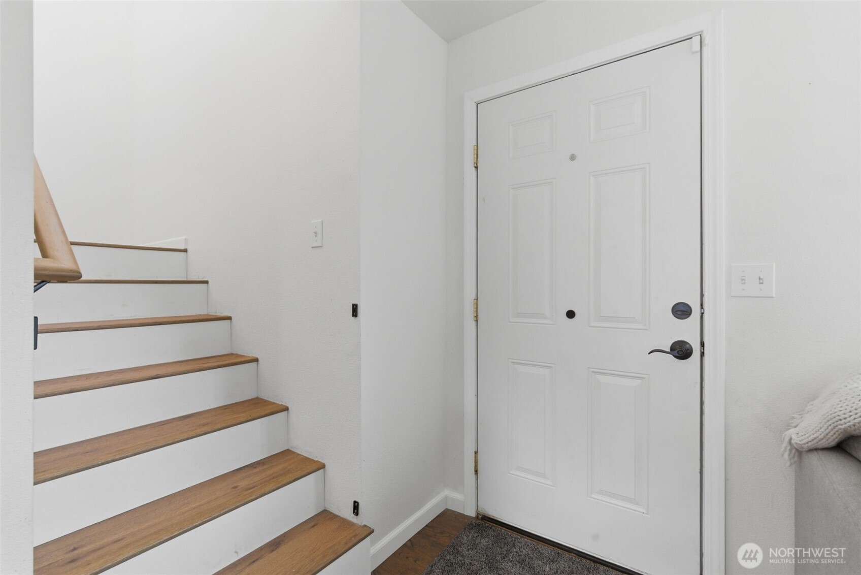 1276 SE Casandra Loop , Port Orchard, WA 98366
