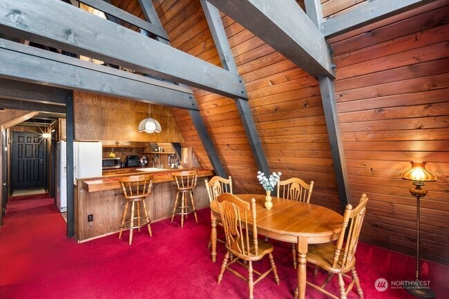 595 Race Road , Coupeville, WA 98239