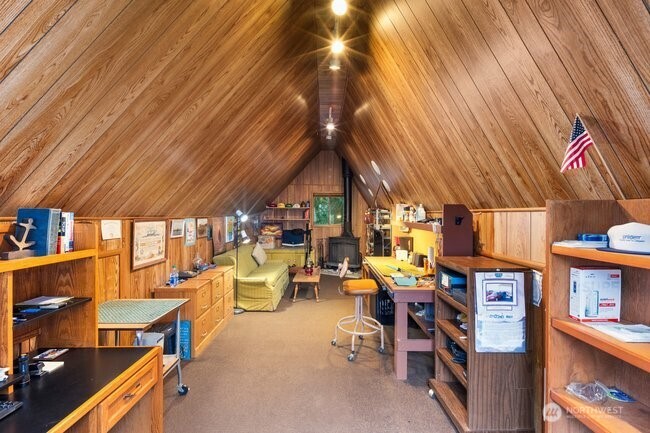 595 Race Road , Coupeville, WA 98239