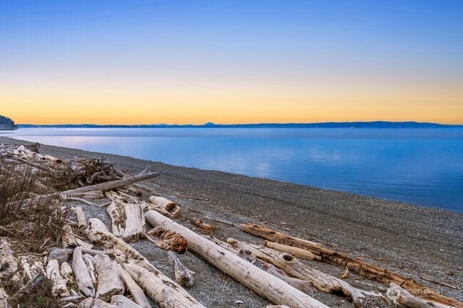 595 Race Road , Coupeville, WA 98239