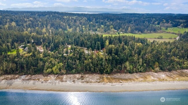 595 Race Road , Coupeville, WA 98239