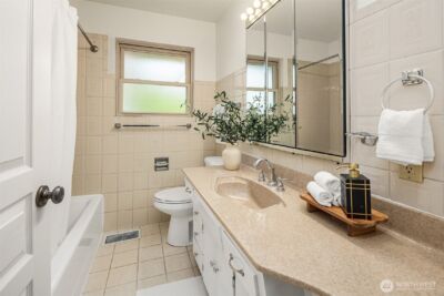 17922 Marine View Drive SW, Normandy Park, WA 98166 - Photo 16