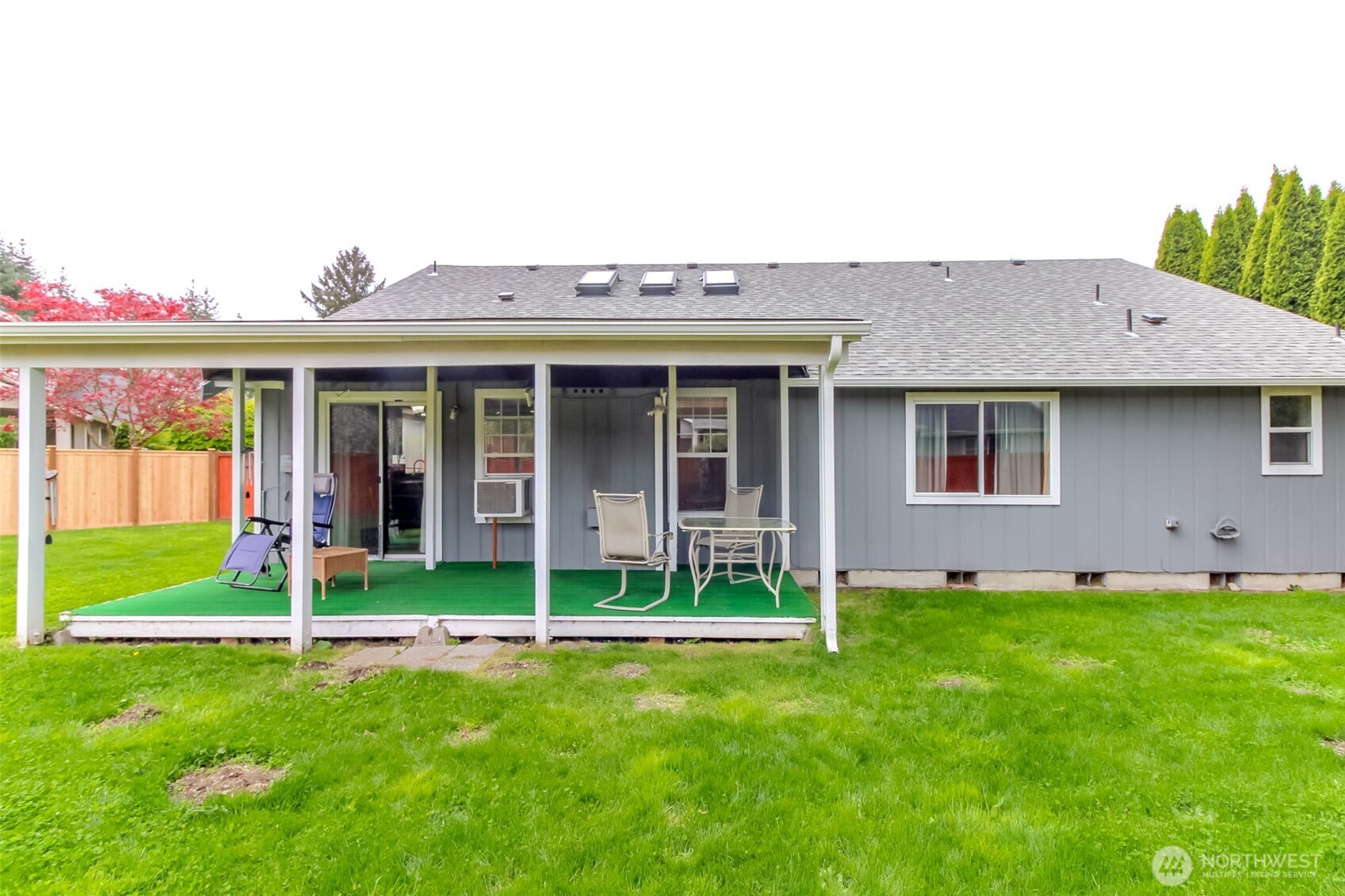 14515 5th Ave E , Tacoma, WA 98445
