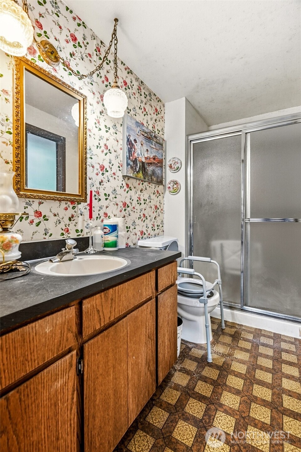 6353 121st Avenue SE, Bellevue, WA 98006