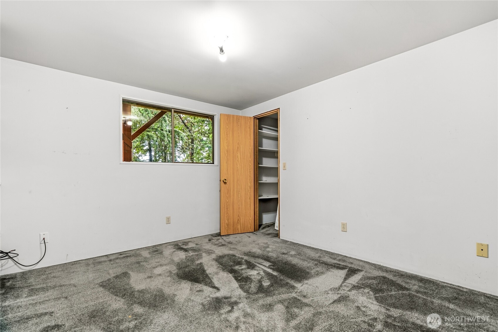 6353 121st Avenue SE, Bellevue, WA 98006