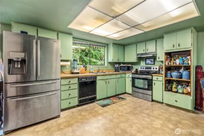 6353 121st Avenue SE, Bellevue, WA 98006 - Photo 10