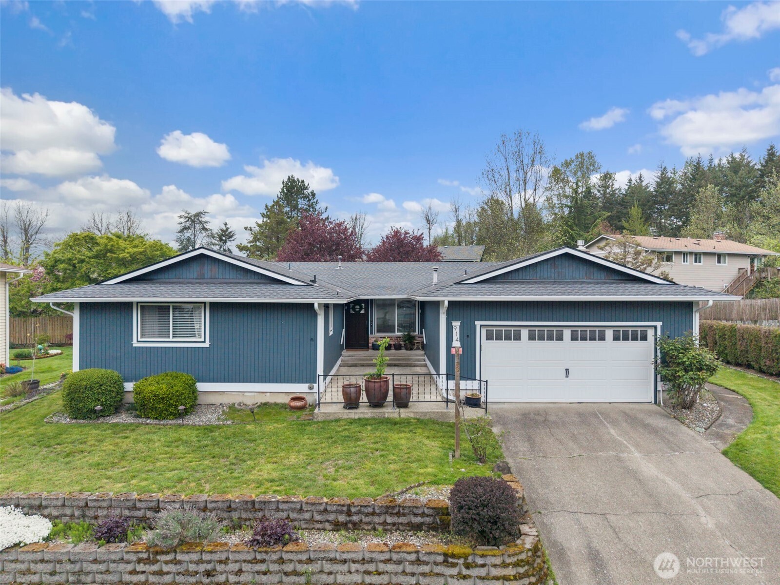 914 S 30th Place , Renton, WA 98055