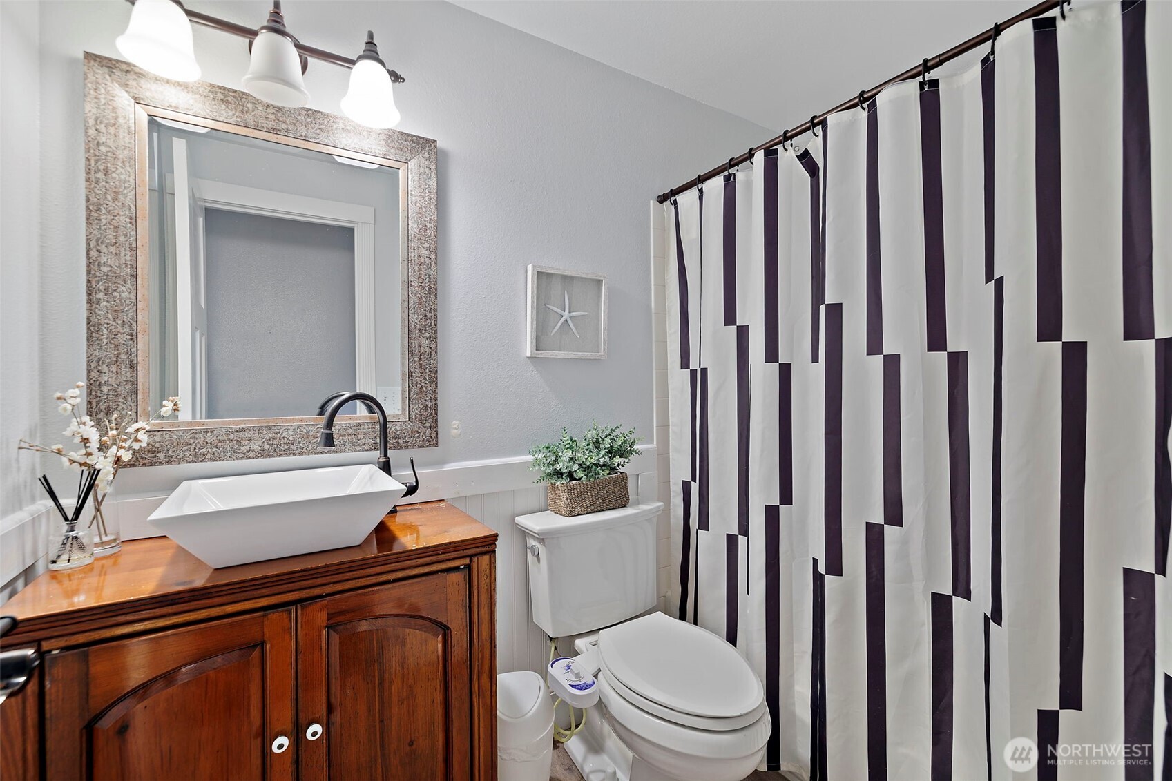 914 S 30th Place , Renton, WA 98055