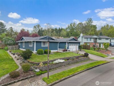 914 S 30th Place , Renton, WA 98055 - Photo 32