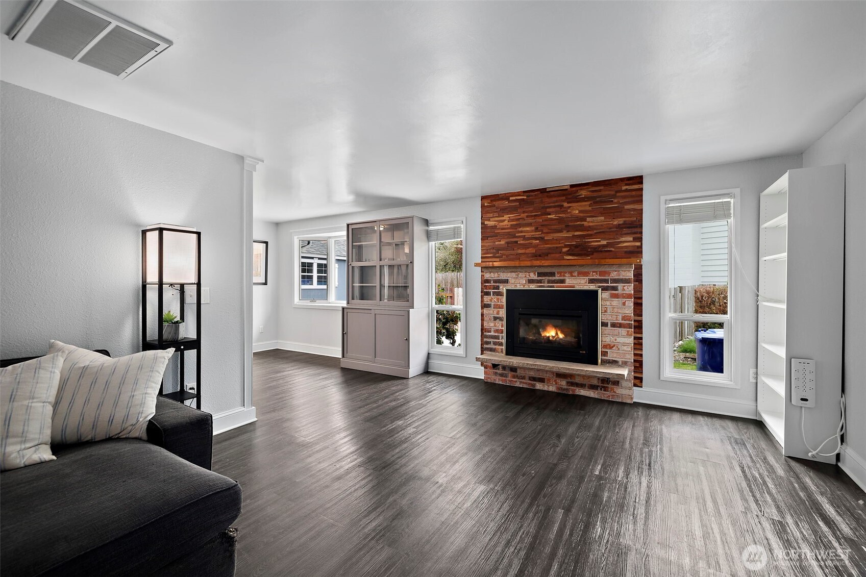 914 S 30th Place , Renton, WA 98055
