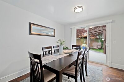 914 S 30th Place , Renton, WA 98055 - Photo 10