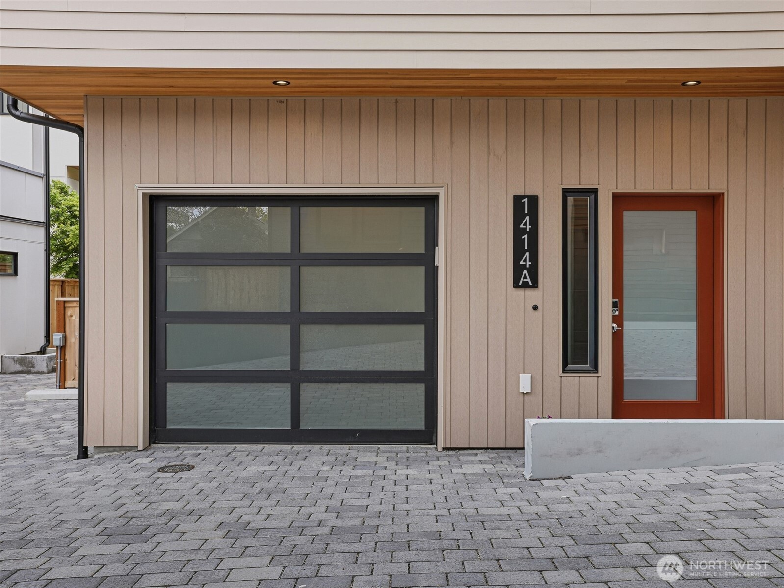 1414 A N 47th Street , Seattle, WA 98103