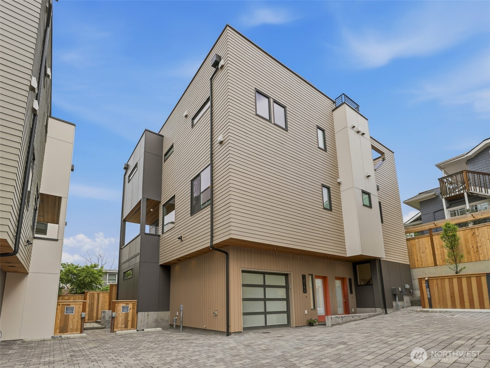 1414 A N 47th Street , Seattle, WA 98103