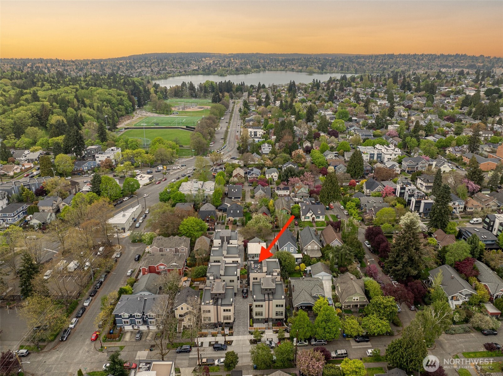 1414 A N 47th Street , Seattle, WA 98103