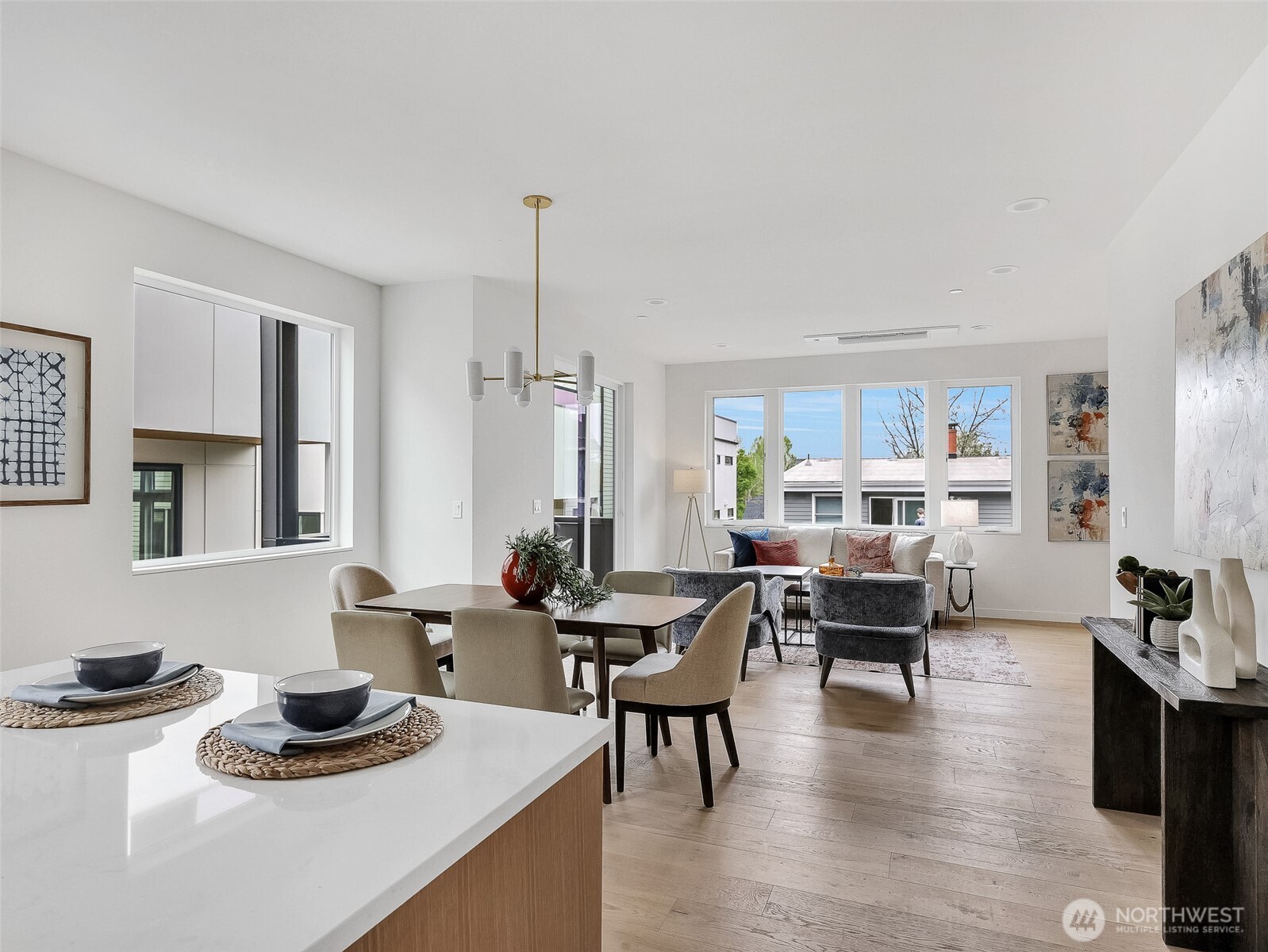1414 A N 47th Street , Seattle, WA 98103