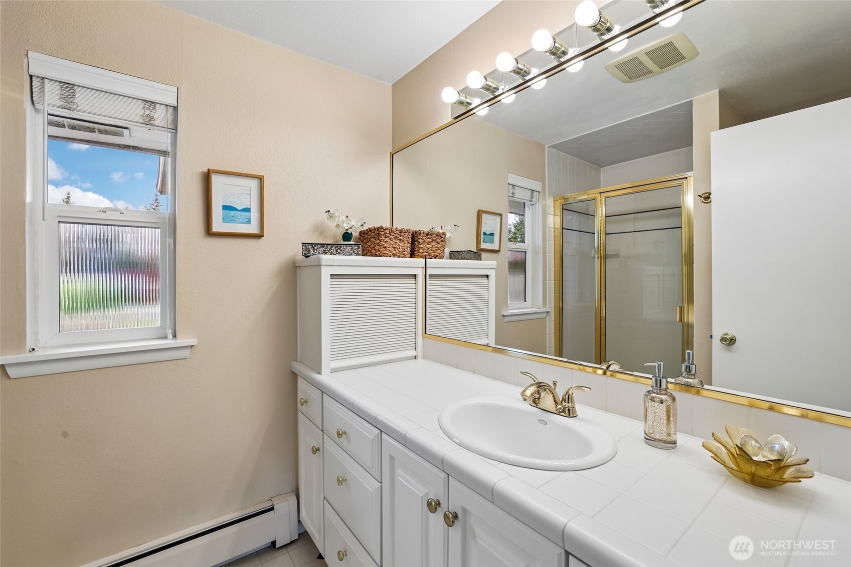 1340 Coral Drive , Fircrest, WA 98466