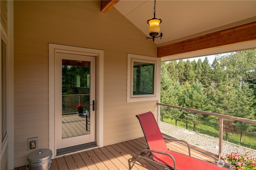 54 Spring Meadow Lane , Oroville, WA 98844