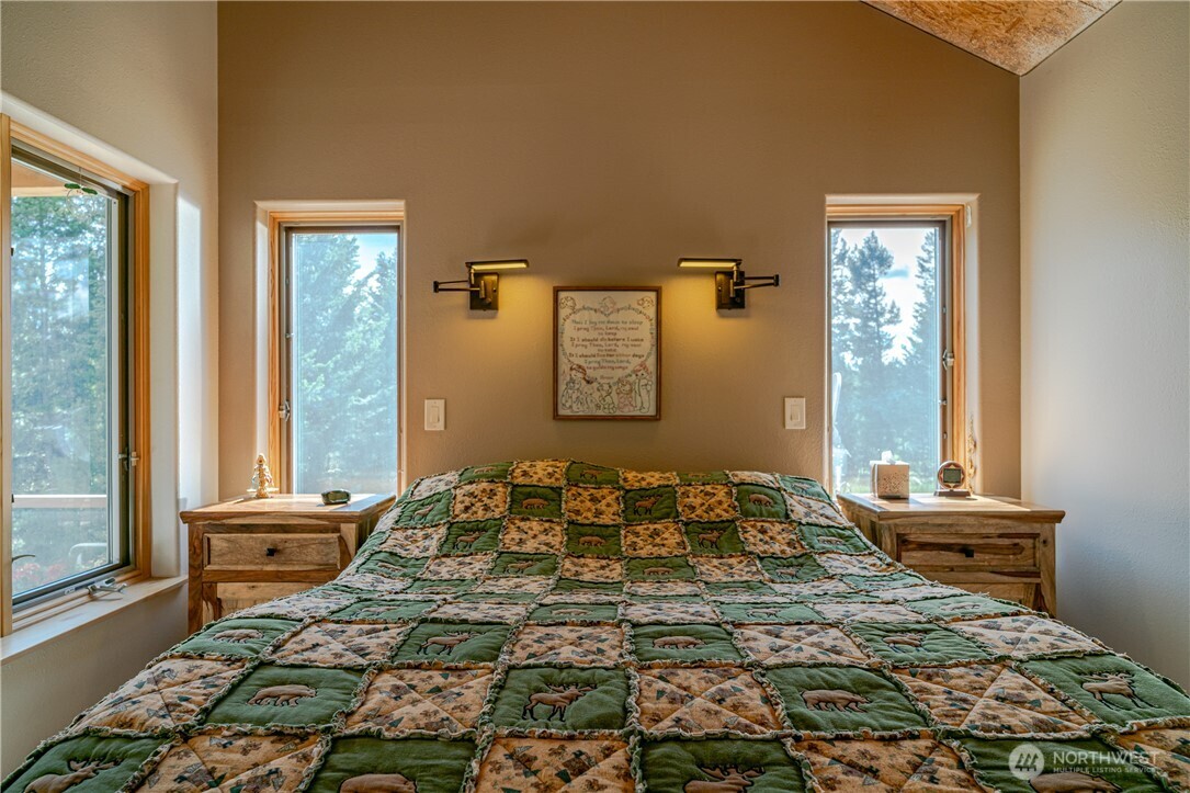 54 Spring Meadow Lane , Oroville, WA 98844