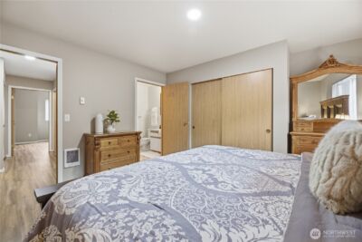 1101 37th Street SE #401, Auburn, WA 98002 - Photo 13