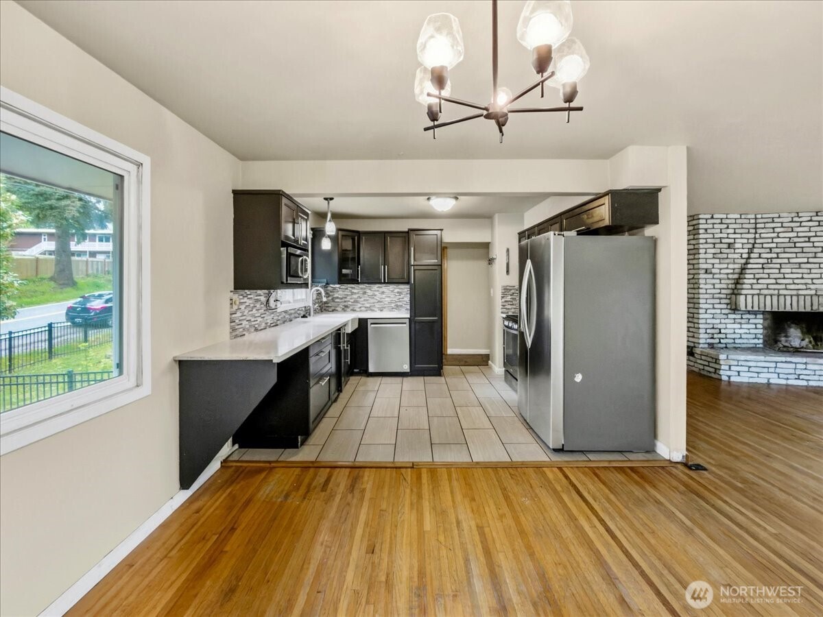 16901 SE 144th Street , Renton, WA 98059-7547