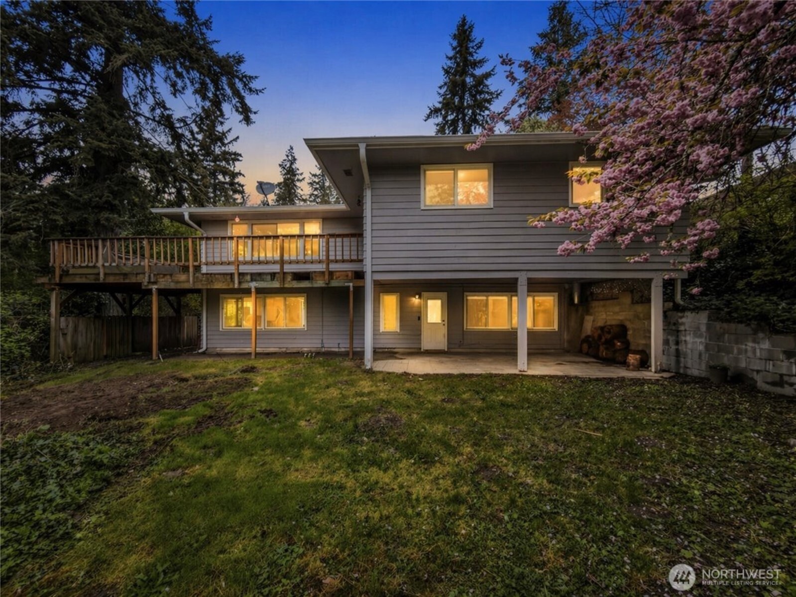 16901 SE 144th Street , Renton, WA 98059-7547