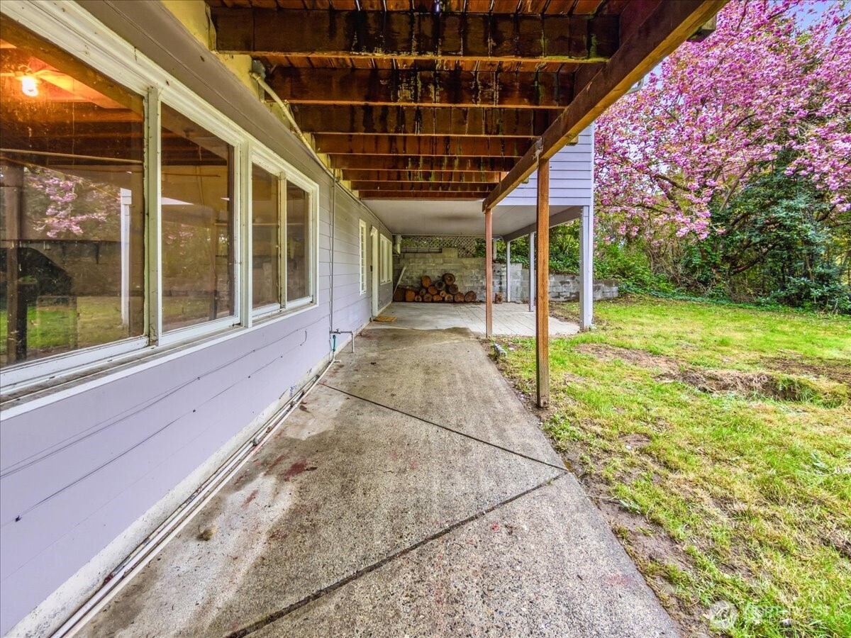 16901 SE 144th Street , Renton, WA 98059-7547