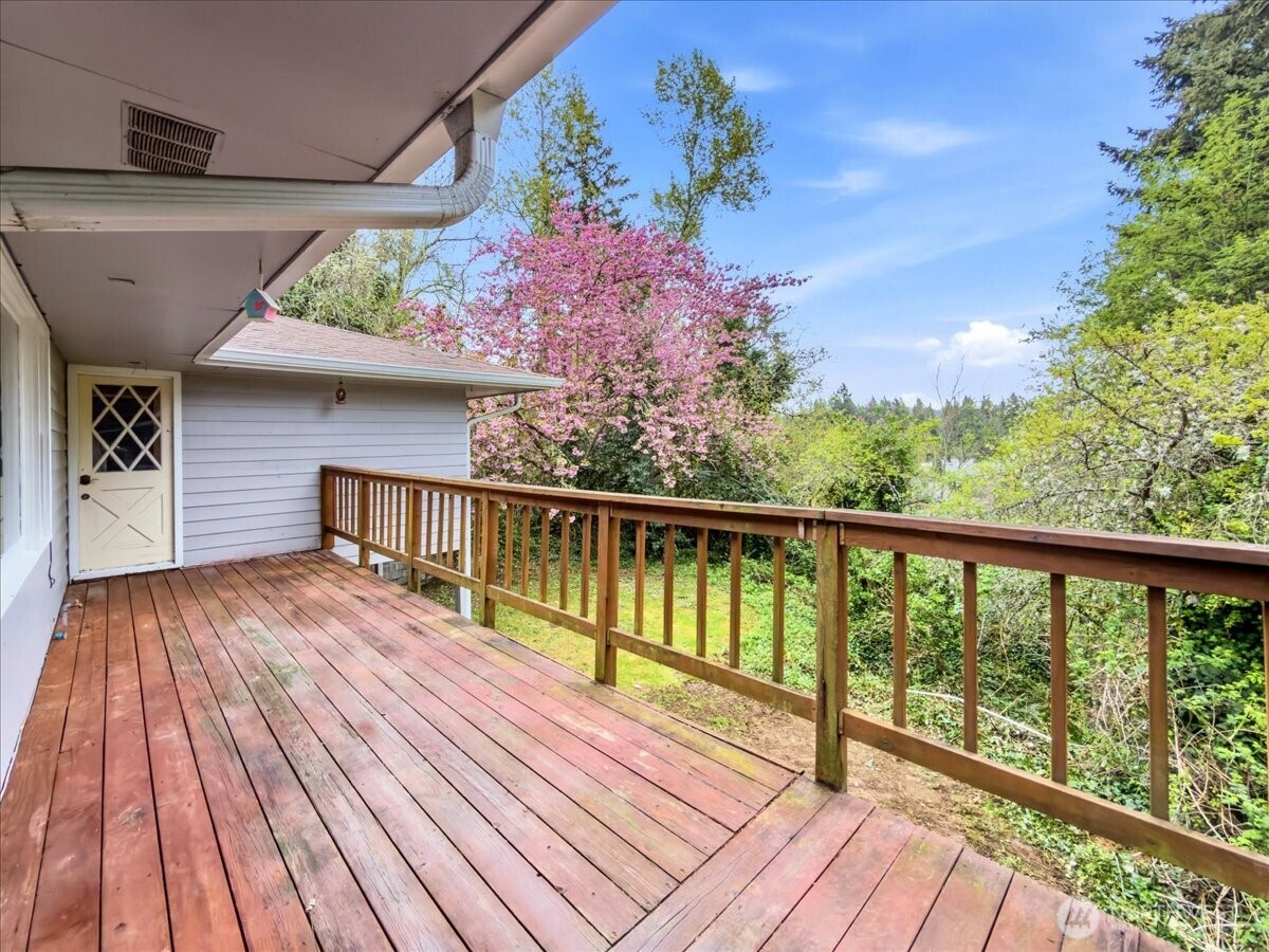 16901 SE 144th Street , Renton, WA 98059-7547