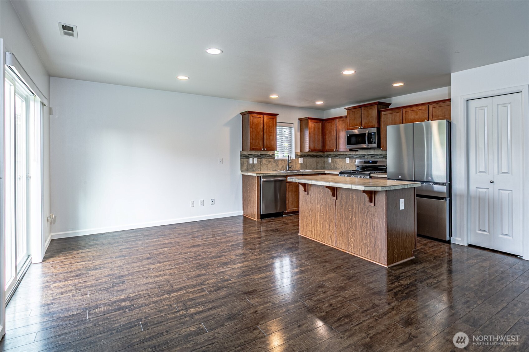 2156 66th Street SE, Auburn, WA 98092