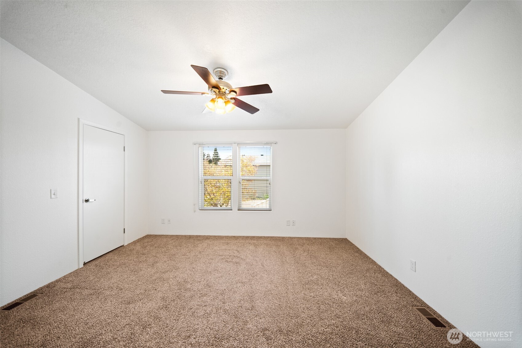 5402 52nd Lane SE, Lacey, WA 98503