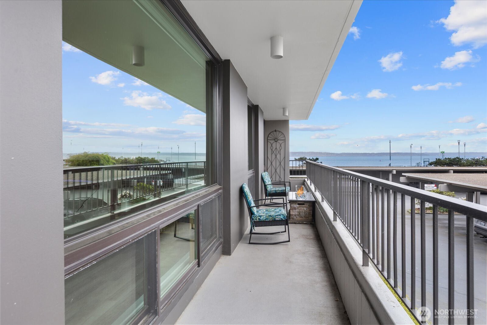 6533 Seaview Avenue NW #207A, Seattle, WA 98117