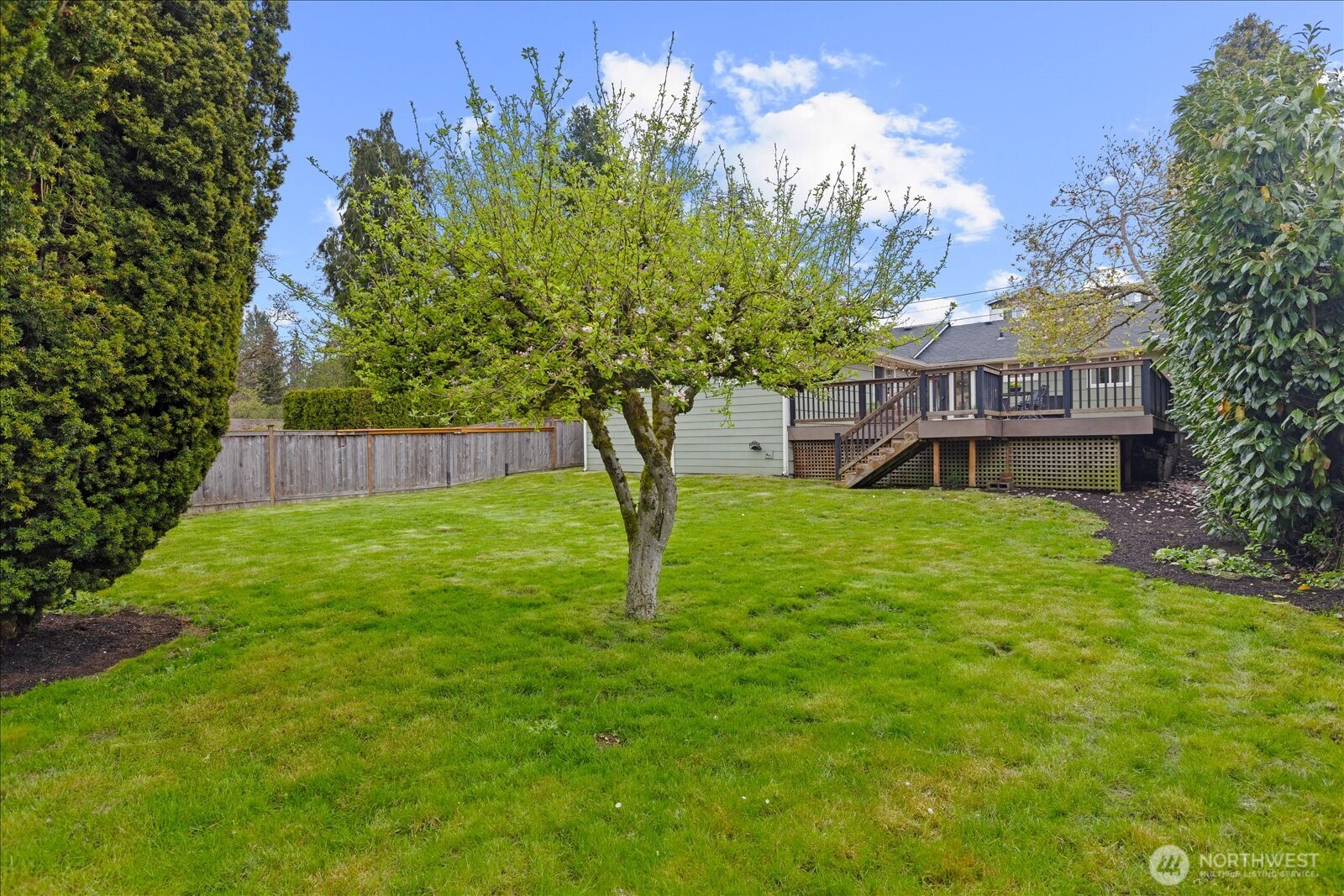 18015 12th Avenue NE, Shoreline, WA 98155