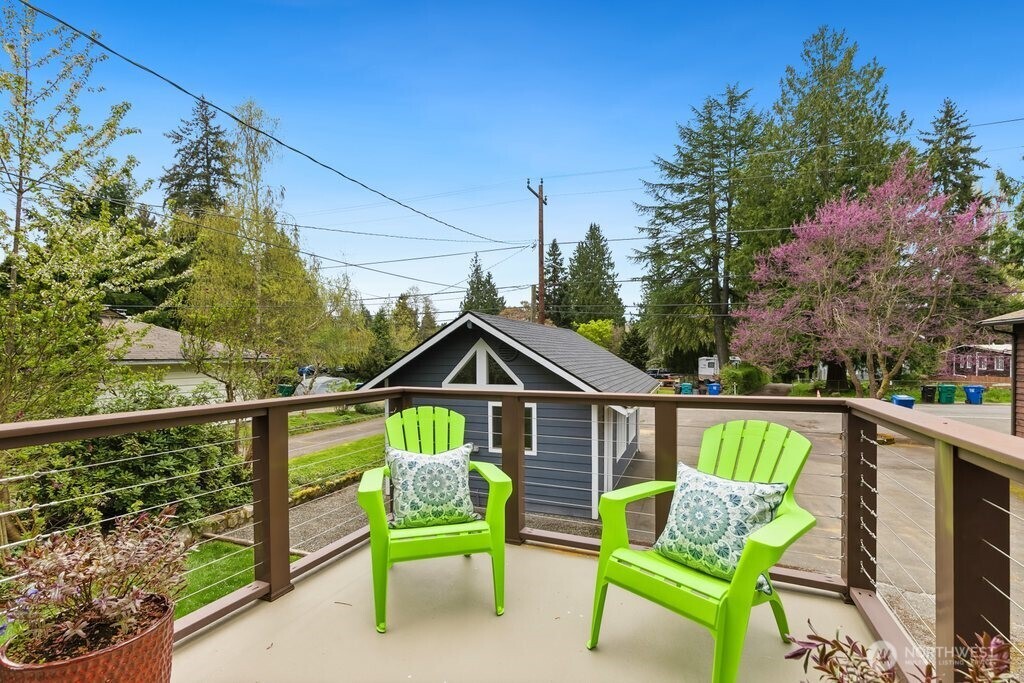 2122 N 128th Street , Seattle, WA 98133