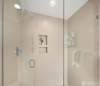 641 18th Avenue W, Kirkland, WA 98033 - Photo 24
