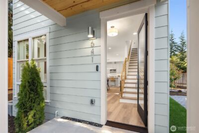 641 18th Avenue W, Kirkland, WA 98033 - Photo 27