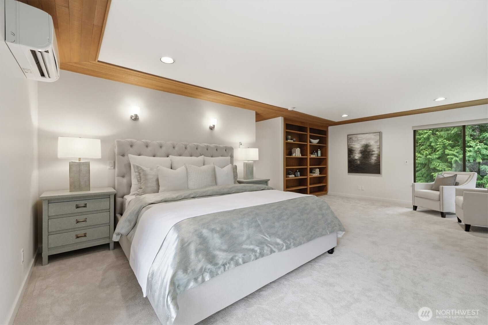 3531 NE 166th Street , Lake Forest Park, WA 98155-5424